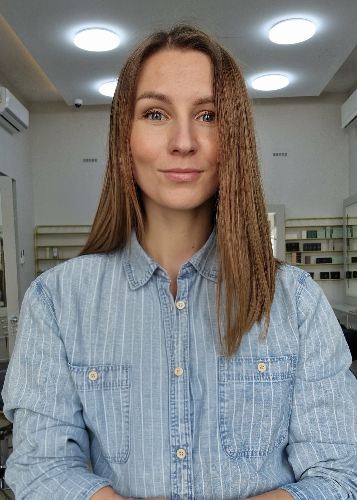 Laura – šukuosenų meistrė